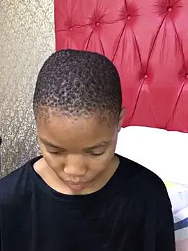 Freechat BondiBitch on StripChat