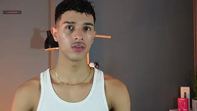 Freechat Busterspinter on StripChat