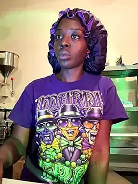 choclatepeaach on StripChat 