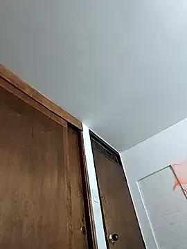 StripChat CloeeHills_ is Freechat CloeeHills_ — 1 finger in my pussy