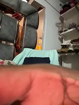 Freechat coral1727 on StripChat