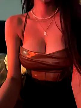 StripChat Cute_crystal is Private Cute_crystal — Oil  on boobs