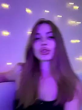 Elizabeth_Tay's avatar