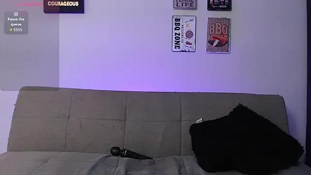 Freechat elizabethboltXXX on StripChat