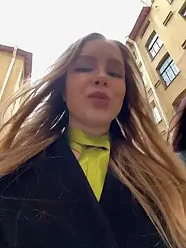 StripChat Liza_risky is Freechat Liza_risky — UNZIP TOP+MASSAGE BOOBS