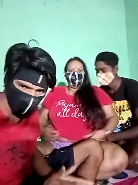 Group LoveOnStream on StripChat