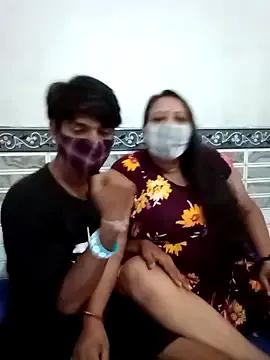 Group LoveOnStream on StripChat