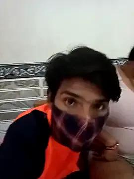 Group LoveOnStream on StripChat