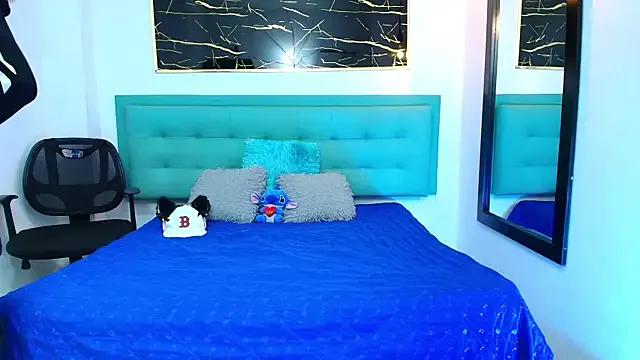 Freechat Lovers_21 on StripChat