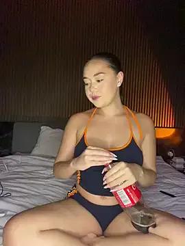 mayakitsune69 on StripChat 