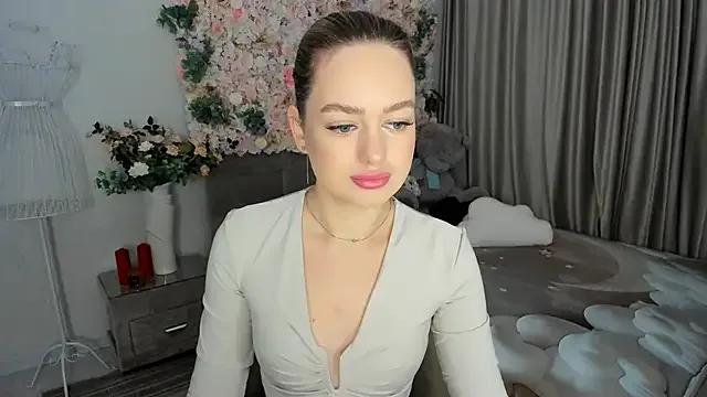 Freechat MiracleCurly on StripChat