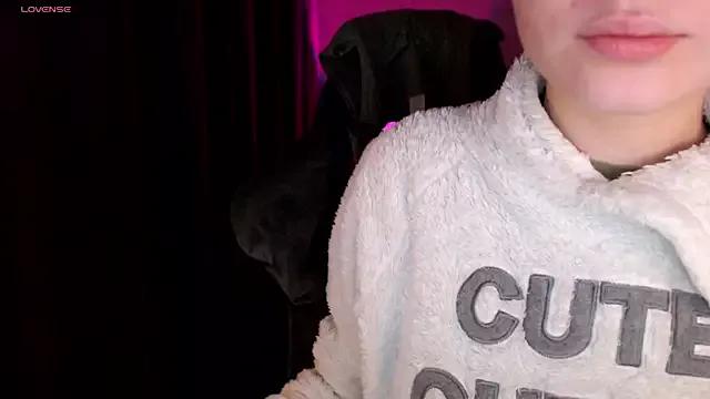 Freechat Ohmy_Nora_ on StripChat