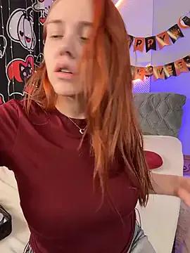 Freechat PollyVinice on StripChat