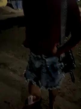 Freechat royalgirls_x on StripChat