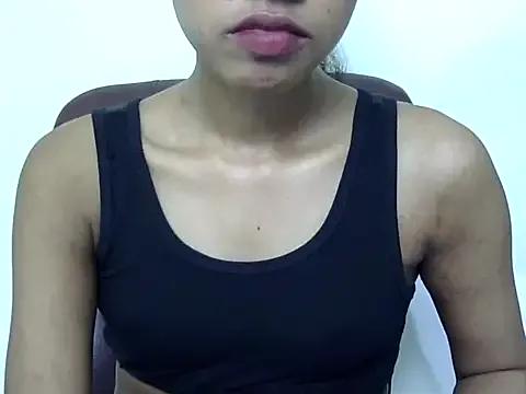 Freechat smallcuute on StripChat