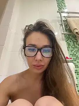 Freechat TeenieM on StripChat